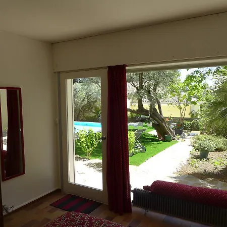 0233 Azur, 7p. Sanary-sur-mer, Var * Sanary-sur-Mer